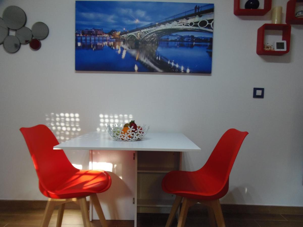 סביליה Apartamento En Triana מראה חיצוני תמונה